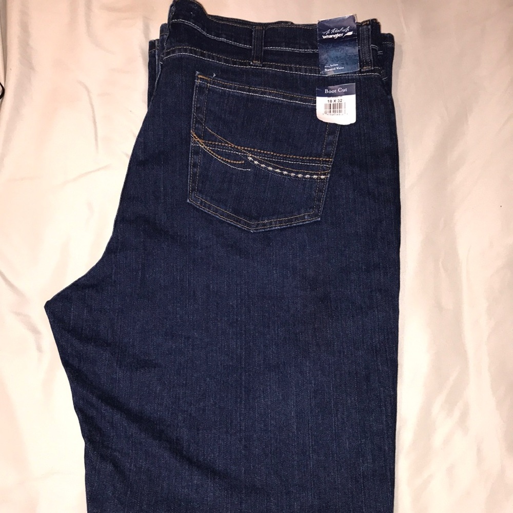 Bootcut Jeans Size 18x32